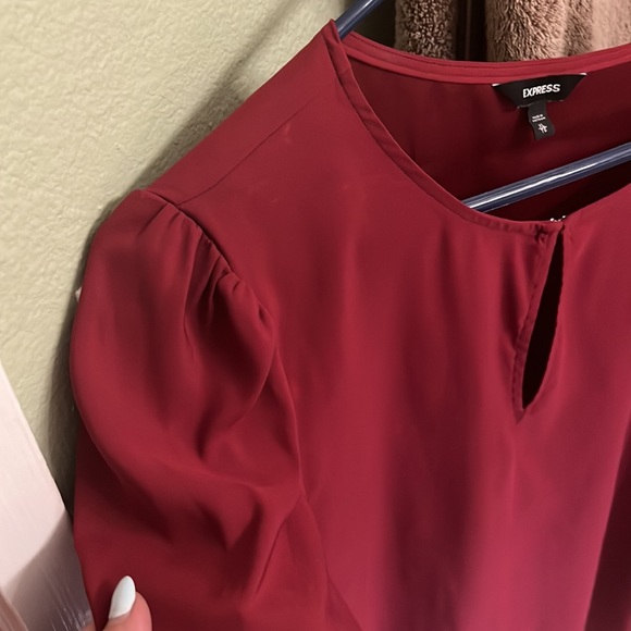 Express XL puffy sleeve blouse - Picture 3 of 3